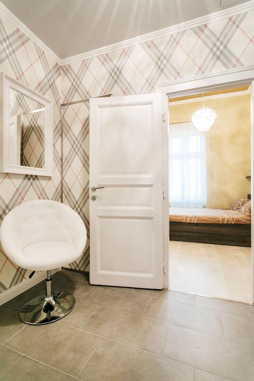 Parliment Luxury Apartment Budapest Bagian luar foto