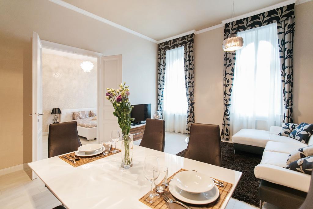 Parliment Luxury Apartment Budapest Ruang foto