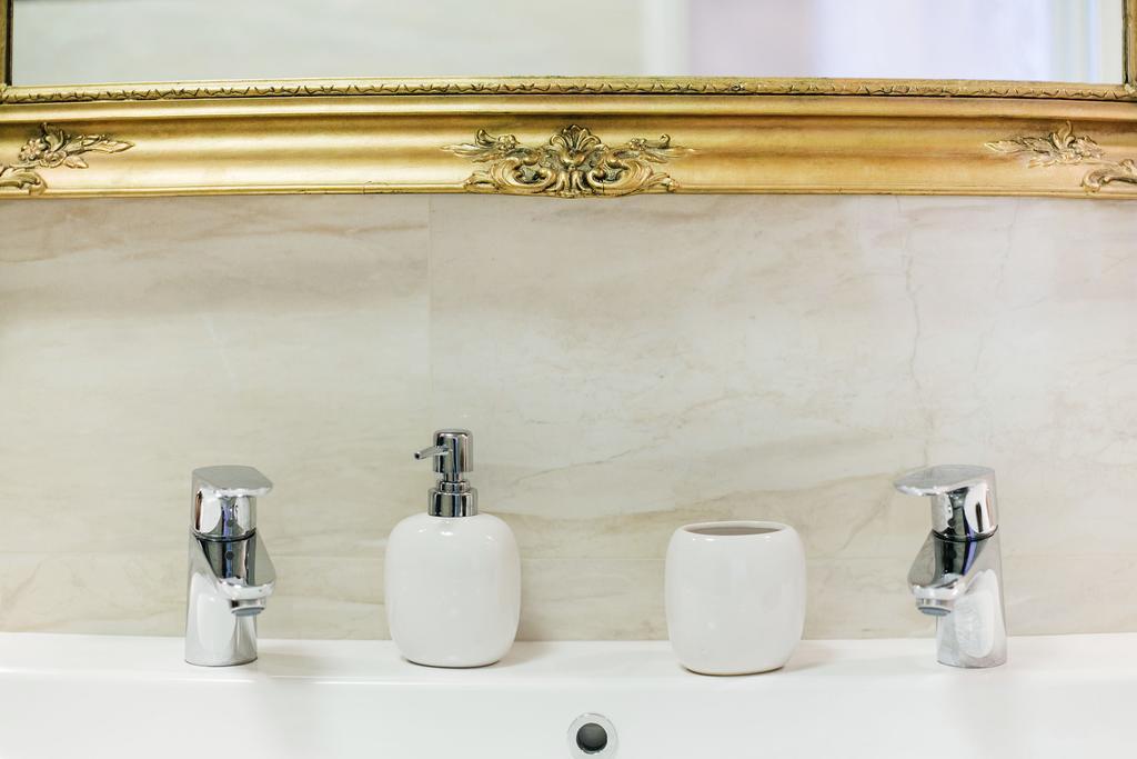 Parliment Luxury Apartment Budapest Bagian luar foto